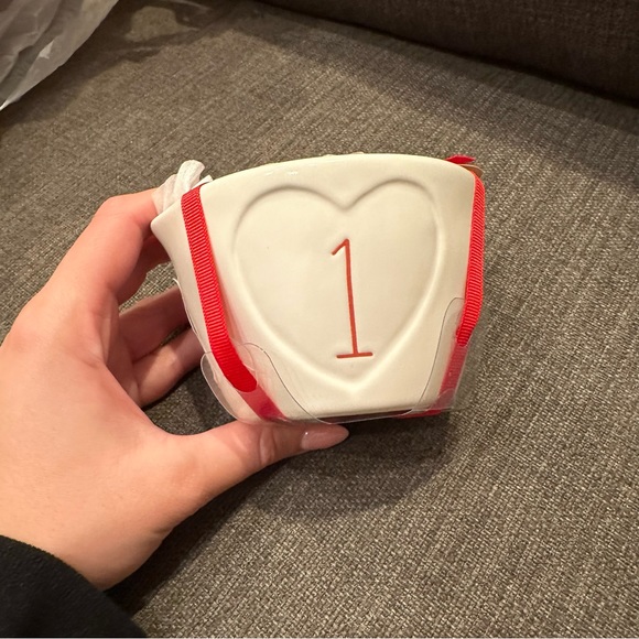 Peanuts X Rae Dunn Measuring Cups (set of four) - Picture 2 of 7